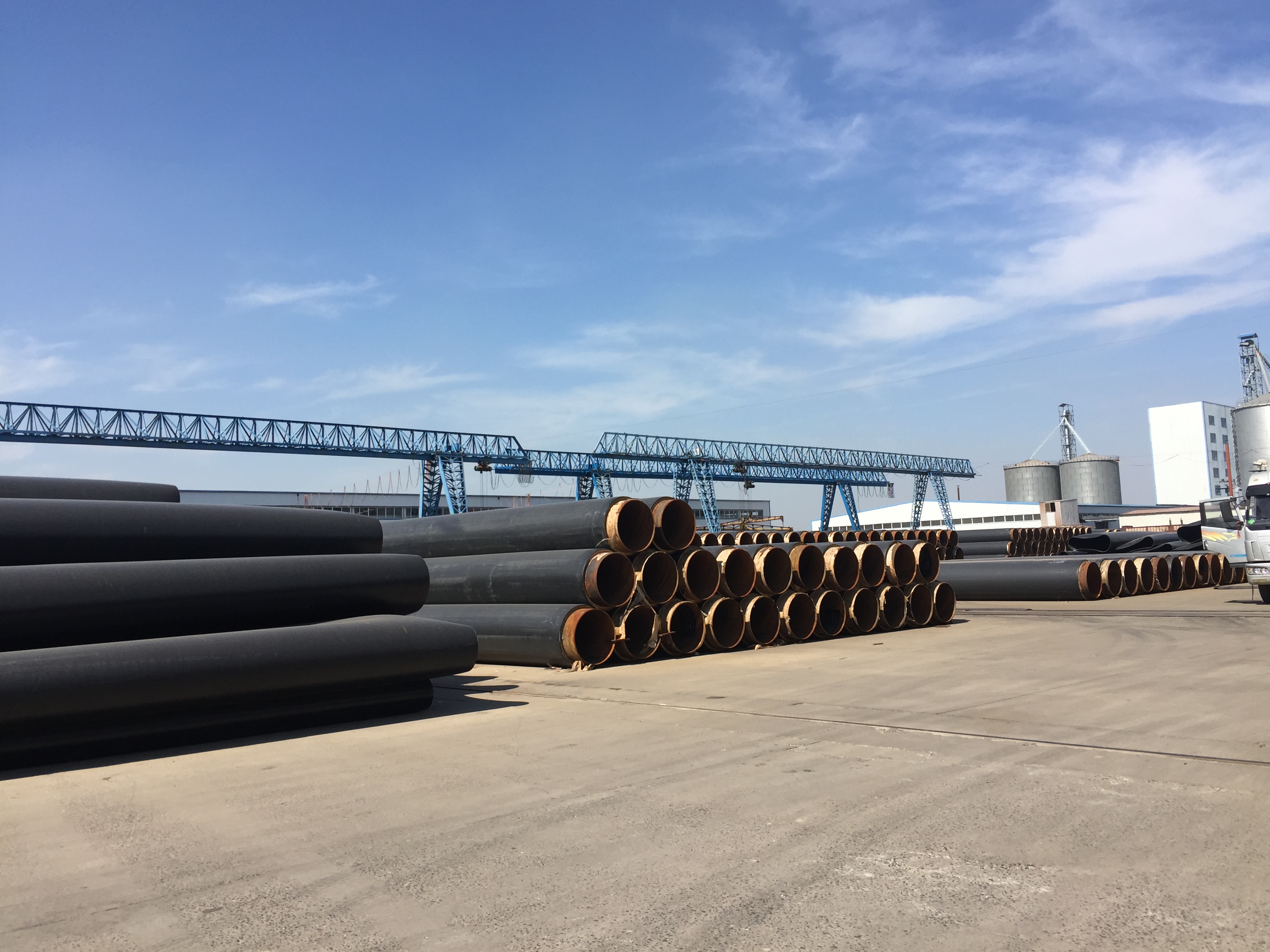 亞行貸款內(nèi)蒙古呼和浩特市低碳供熱工程金橋熱源廠預(yù)制保溫管和管件供貨安裝項目照片2